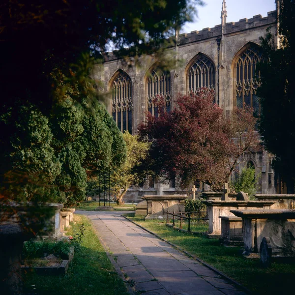 Gult Solsken Historiska Gravarna Kyrkogården Tetbury Cotswolds Gloucestershire England Storbritannien — Stockfoto