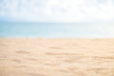 Tropikal plaj ile bokeh güneş ışık dalga arka plan bulanıklık.