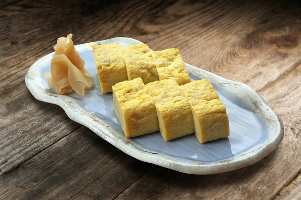 Rollo Huevo Frito Japonés Tamagoyaki —  Fotos de Stock