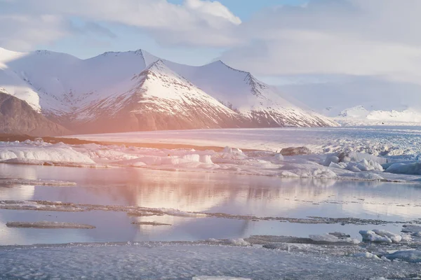 Jojulsarlon 泻湖和冰川冬季冰岛自然景观背景 — 图库照片
