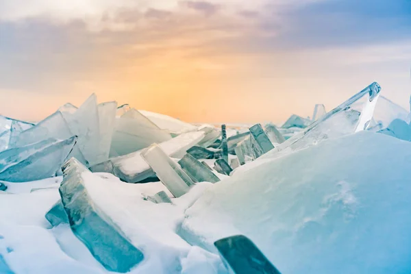 Rompere Ghiaccio Neve Coperto Lago Acqua Baikal Russia Stagione Invernale — Foto Stock