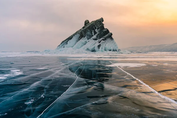Ροκ Βουνό Στη Σιβηρία Baikal Ρωσία Χειμερινή Σεζόν Φυσικό Τοπίο — Φωτογραφία Αρχείου