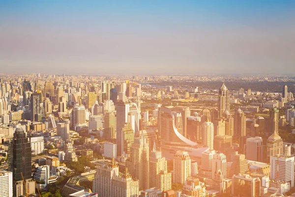 Merkezi iş şehir Bangkok cityscape arka plan, Tayland