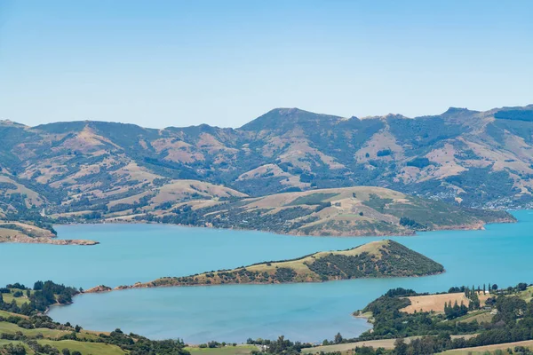 Akaroa Bay Banker Halvön Regionen Sydön Nya Zeeland East Coast Stockbild