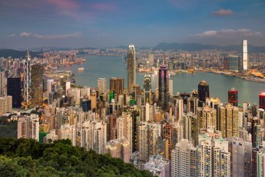 Havadan görünümü Hong Kong kalabalık şehir merkezi iş şehir merkezinde, cityscape arka plan