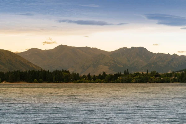 Wanaka göl dağ arka plan günbatımı sesi, Yeni Zelanda doğal manzara arka plan ile