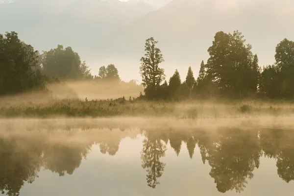 Lake Matheson Early Morning Seen Reflection New Zealand Landscape Background — Stock Photo, Image