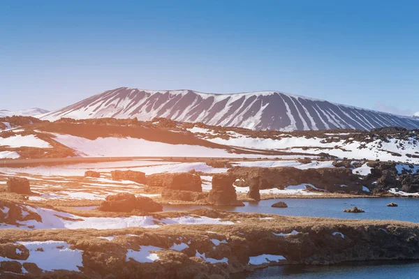 Isländischer Vulkan Schwarzer Felsen Und Blauer Himmel Natürliche Landschaft Wintersaison — Stockfoto