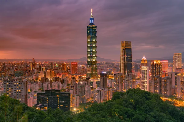Güzellik Alacakaranlık Tayvan Merkezi Şehir Gece Görünümü Cityscape Arka Plan — Stok fotoğraf