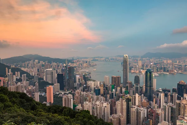Yüksek Dağ Manzaralı Hong Kong Merkezi Şehir Merkezinde Cityscape Arka — Stok fotoğraf