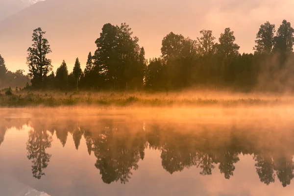 Morning Tone Reflection Water Lake New Zealand Natural Landscape — Stock Photo, Image