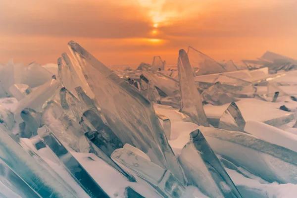 Quebrando Superfície Gelo Com Fundo Pôr Sol Baikal Rússia Temporada — Fotografia de Stock