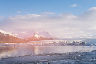 Jokulsarlon kış su Gölü, İzlanda doğal manzara arka plan