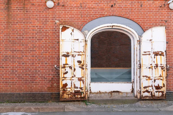 Rode Bakstenen Muur Met Oude Poort Patroon Achtergrond — Stockfoto