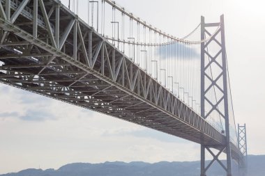 Kobe, Japonya 'daki İnci Köprüsü. Akashi Kaikyo Köprüsü' nün başka bir adı.