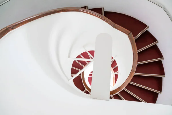 Escalera Redonda Roja Escalón Diseño Arquitectura Interior —  Fotos de Stock