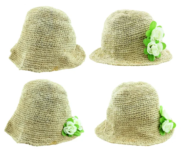 白い背景で隔離の花とニット帽のセット — ストック写真