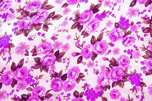 ヴィンテージの花の生地 背景として有用な花の装飾とカラフルなレトロなタペストリーのテキスタイルパターンの断片 — ストック写真