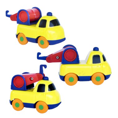 Araç karavanı oyuncağı beyaz arkaplanda izole edilmiş