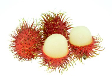 beyaz arkaplanda rambutan izolasyonu