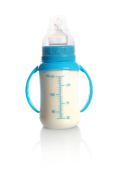 Melk Babyflesje Witte Achtergrond Geïsoleerd Wit — Stockfoto