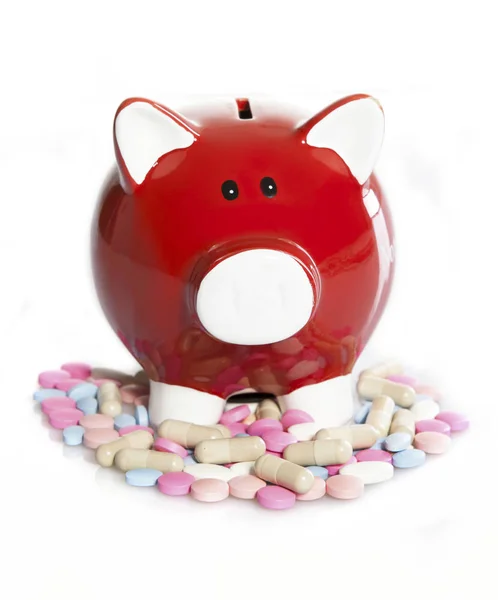 Red Piggybank Avec Drogue Investissement Voiture Santé — Photo