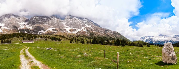 Montaña Paisaje Cordillera Meseta Montasio Alpes Italianos —  Fotos de Stock