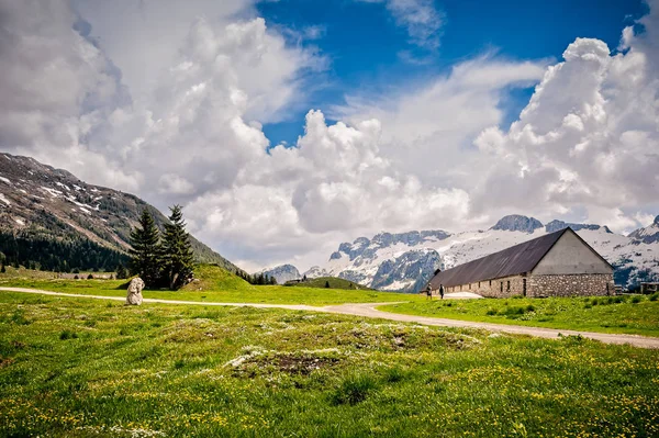 Montanha Paisagem Gama Planalto Montasio Alpes Italianos — Fotografia de Stock