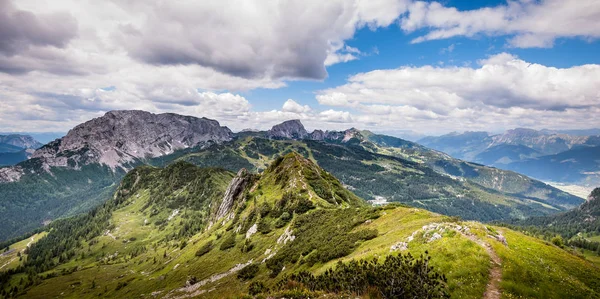 Vista Panorâmica Alto Ângulo Dos Alpes Julianos Verão Como Visto — Fotografia de Stock