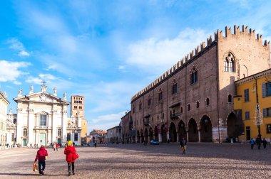 Mantova, İtalya - 5 Ocak 2018: Tarihi şehir Mantua. 