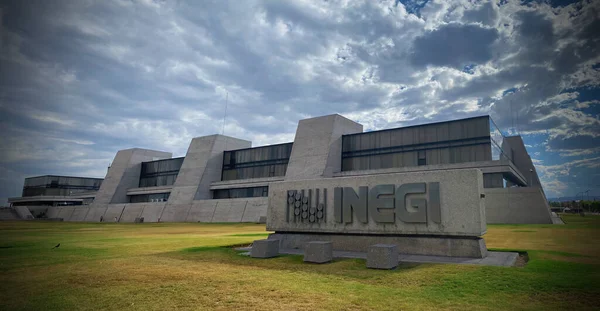 Meksika 'nın nüfusu, ekonomik ve tarımsal nüfus sayımlarının yapıldığı Ulusal İstatistik ve Bilgi Teknolojisi Enstitüsü (INEGI) Genel Merkezi