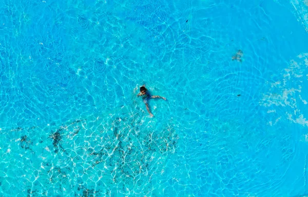 Aerial Shot Boy Having Fun Playing Swimming Pool — Stock Photo, Image