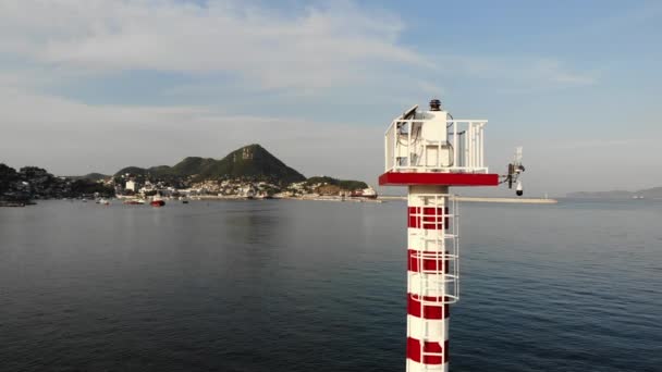 Farol Luz Com Câmera Segurança Oceano — Vídeo de Stock