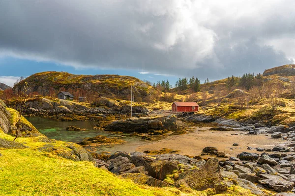 挪威乡村可爱房屋的景致 — 图库照片