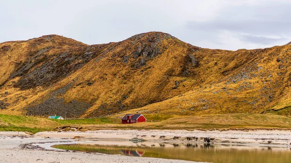 ノルウェーの村の風景かわいい家 — ストック写真