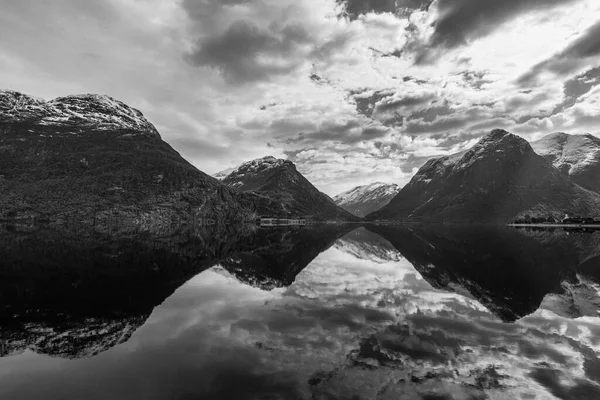 Lake Water Mountains Black White Photo — Stock Photo, Image