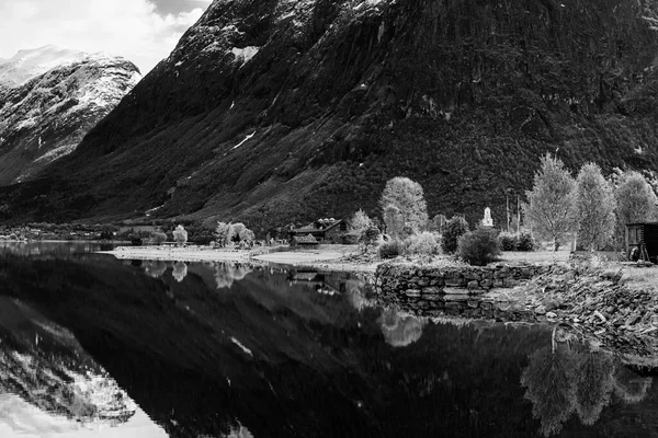 Black White Photo Lake Mountains — Stock Photo, Image