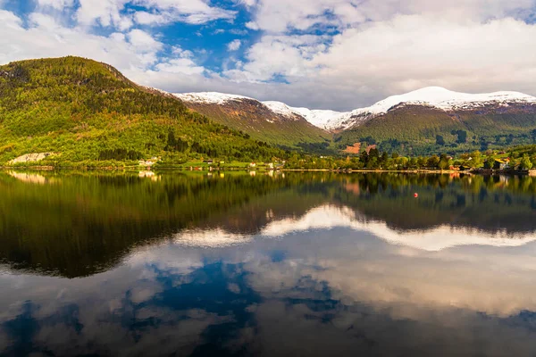 Letní Sezóna Jezero Hory — Stock fotografie