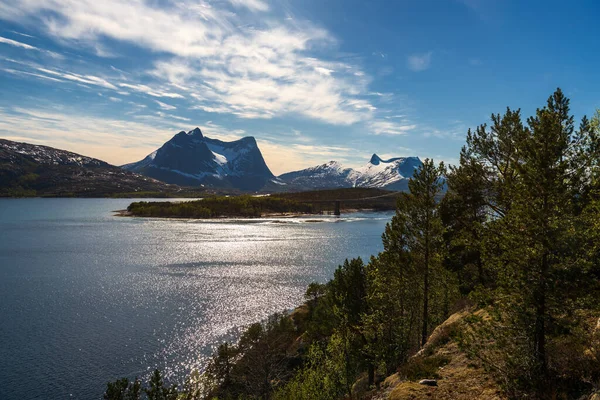 Vistas Panorámicas Montañas Paisaje Lago — Foto de Stock