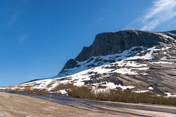 Kayalık Dağlar Doğa Seyahat Kavramı — Stok fotoğraf