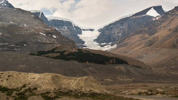 Όμορφο Ορεινό Τοπίο Ιάσπη Εθνικό Πάρκο Αλμπέρτα Καναδά — Φωτογραφία Αρχείου