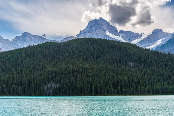 stock image scenic landscape with lake and mountains in Banff national park, Alberta, Canada