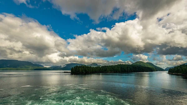 Magnifique Paysage Naturel Paisible Avec Littoral Montagnes Colombie Britannique Canada — Photo