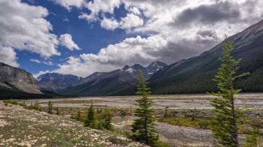 Banff Ulusal Parkı 'nda Doğal Manzara, Kanada