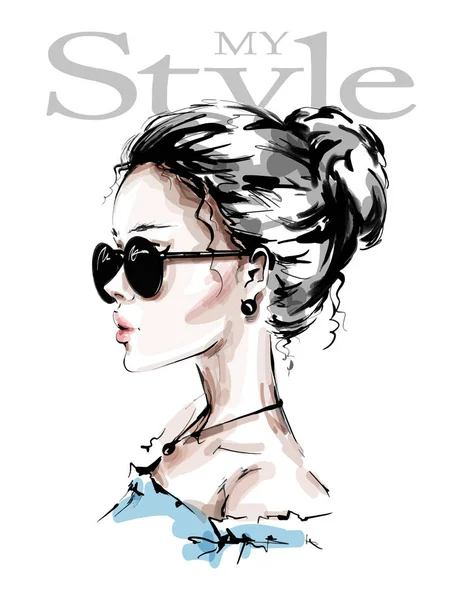 サングラスをかけた美しい若い女性の手描き スタイリッシュな女の子 ファッション女性の外観 女性のプロフィール スケッチ ベクトルイラスト — ストックベクタ