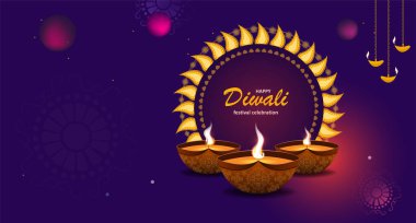 Diwali Festivali 'nin afişi. Mor renkler, gerçekçi olarak çizilmiş gaz lambaları, ateş ve çeşitli sembollerle. Soldaki ana metin için yer var. Web sitesinde ya da pankartta başlık olabilir.