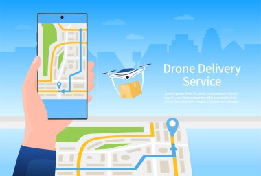 Drone Teslimat Konsepti. Akıllı telefonlu bir el, kuadkopterin teslimat rotasını kontrol eder. İnsansız hava aracı haritanın üzerinde bir kutuyla uçuyor. Hızlı hava teslimatı. İniş veya tasarım için mükemmel Düz Vektör