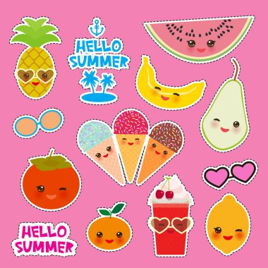 Yaz parlak tropikal kartı afiş tasarım Merhaba, moda rozetleri çıkartmaları yamalar. Egzotik meyveler, ananas, kiraz smoothie Kupası, dondurma koni, güneş gözlüğü. Kawaii sevimli yüzü. Pembe bir arka plan. Vektör çizim