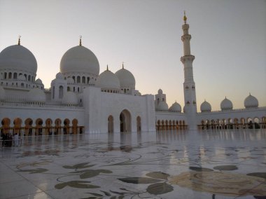 Caminin merkezi kare görünümü