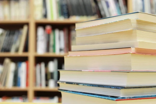 Empilement Livres Dans Bibliothèque — Photo